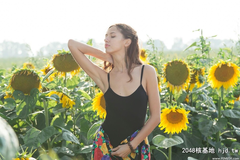 7644NoraK-Sunflowers[114P]第1页 作者:Publisher 帖子ID:109062 TAG:欧美图片,歐美激情,2048核基地