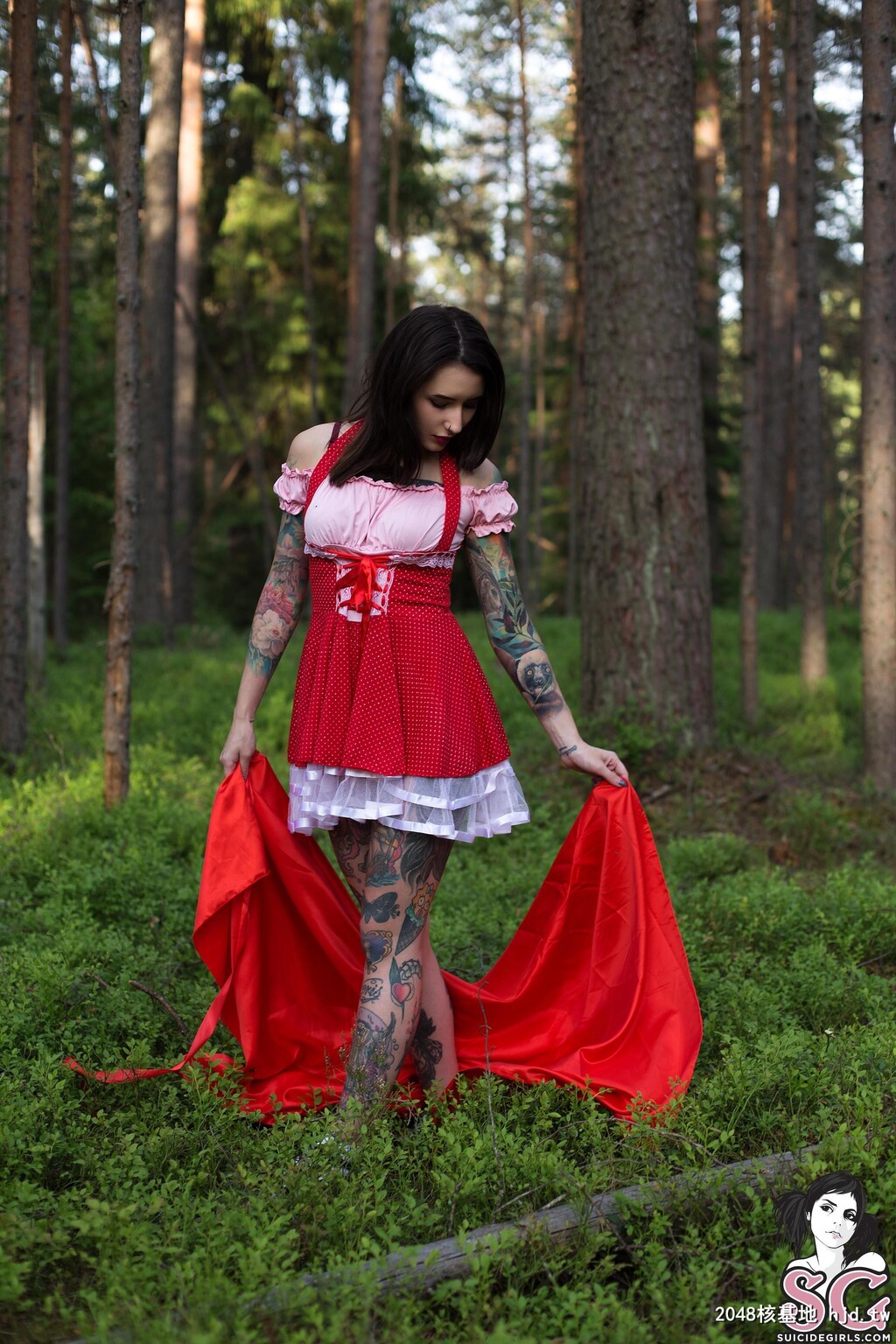 [SuicideGirls]NastyAveter-LittleRedRidingHood-[42P]第1页 作者:Publisher 帖子ID:60201 TAG:欧美图片,歐美激情,2048核基地